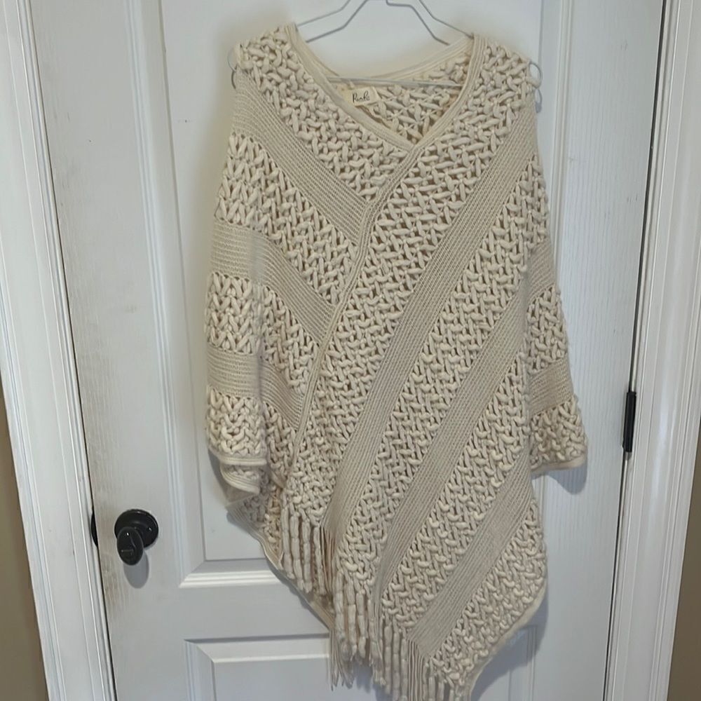 New Riah Fashion Cable Knit Crocheted Cream Poncho Shrug